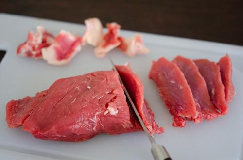 cắt thịt bò để xào