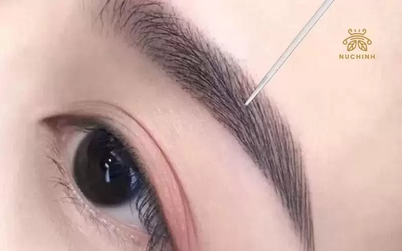 Gẩy sợi lông mày – Khám phá 2 công nghệ gẩy sợi hiện đại