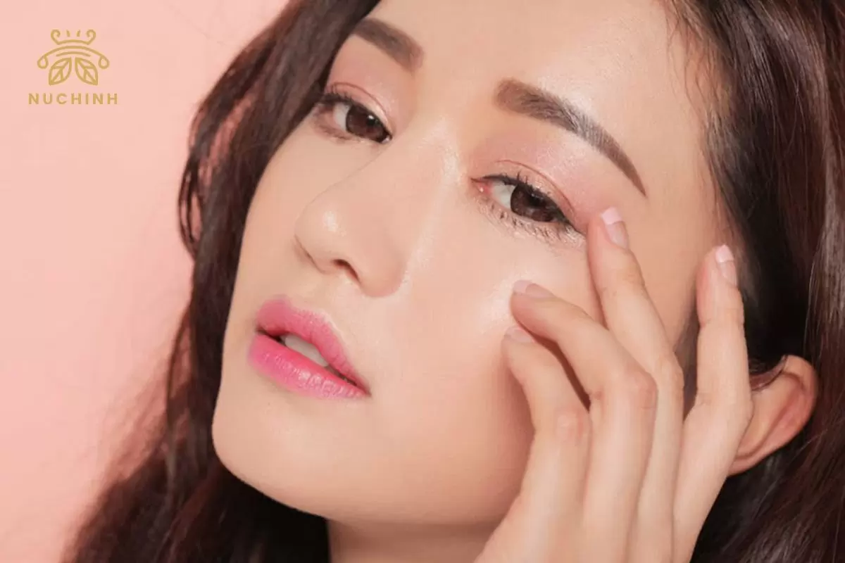 hậu quả điêu khắc lông mày