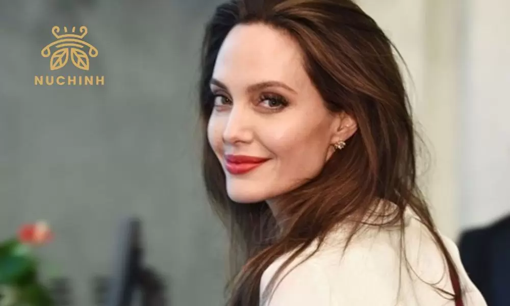 Xương lông mày nhô cao