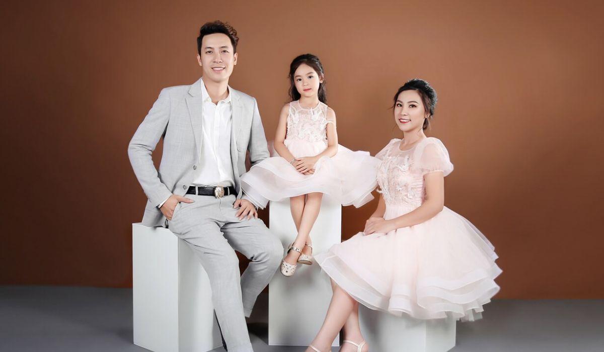 Gợi ý một số cách chụp ảnh gia đình kiểu Hàn Quốc hạnh phúc