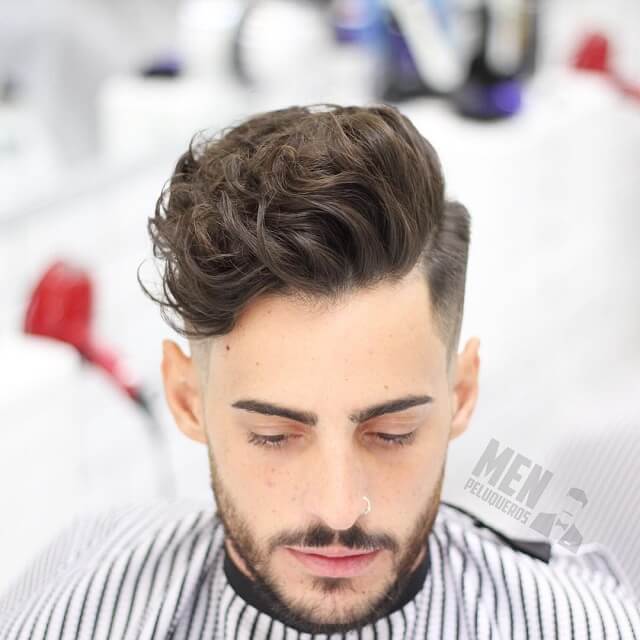 10 Kiểu tóc Nam đẹp điển trai hot nhất 2021  Hòa Barber Shop